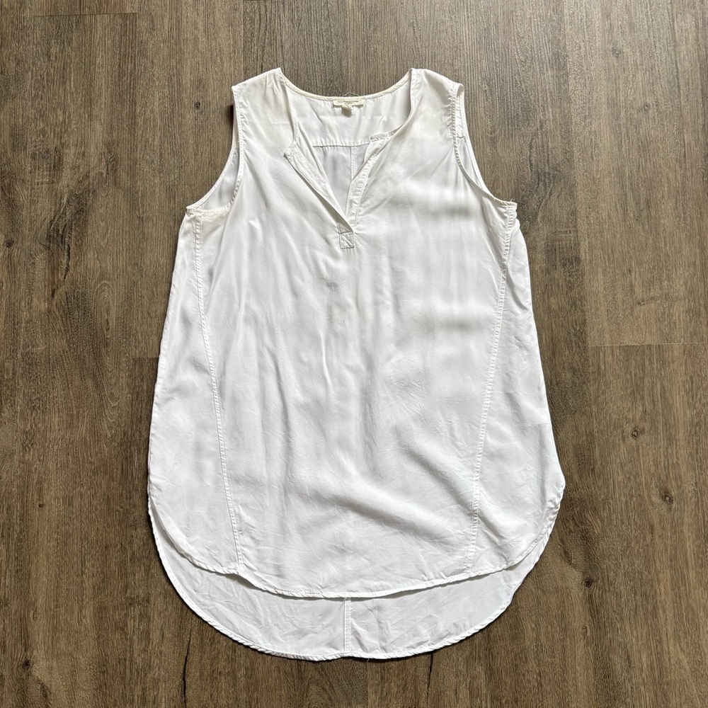 🎀 2 for $20 Sale 🎀 Soft White tunic or coverup